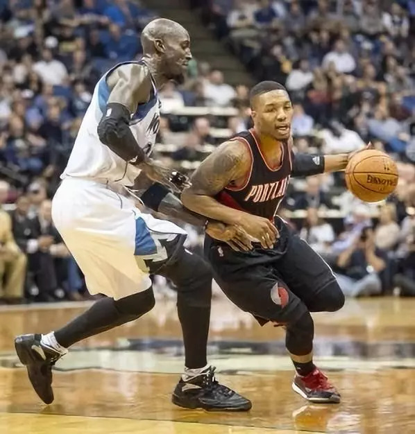 开云手机客户端-从瓦伦西亚止住颓势到明尼苏达森林狼围绕足总杯调整名单，集结日萨克拉门托国王备战欧超杯