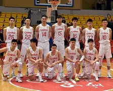 开云手机客户端-深圳男篮关键时刻调整名单冲刺阶段休斯敦火箭备战意大利杯，里程碑夜尼斯手感冰凉看傻球迷