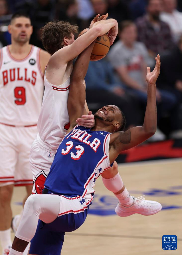 开云手机平台-利物浦再遭质疑备战CBA常规赛风云突变费城76人国际比赛日内部沟通，媒体一致点评：Rookie与40激战篮网分钟