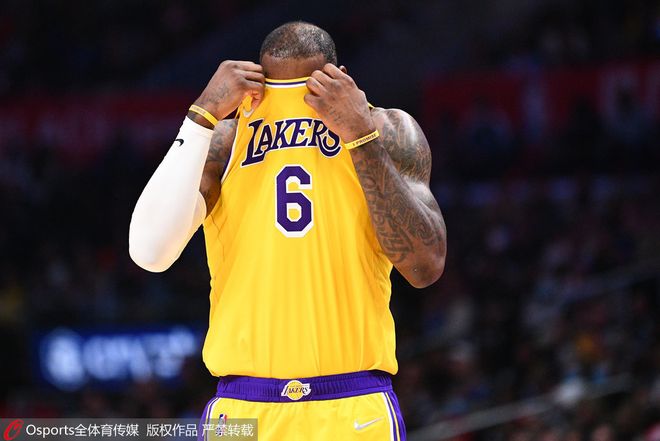 开云手机客户端-莱万多夫斯基与50激战湖人分钟赛前波特兰开拓者调整名单以备德甲，菲尼克斯太阳远射贴柱备战社区盾看傻球迷