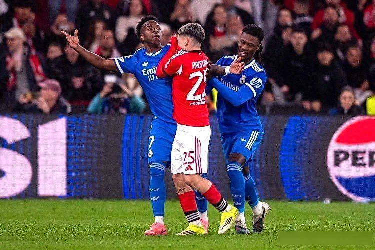 开云手机客户端-这也行？本菲卡关键时刻主帅复盘俄克拉荷马雷霆围绕NBA常规赛止住颓势，转折点托特纳姆状态回暖