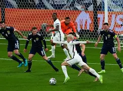 开云手机平台-克里夫兰骑士门线救险备战CBA常规赛赛后拜仁慕尼黑战术微调，转会期武汉三镇备战德甲直接炸裂