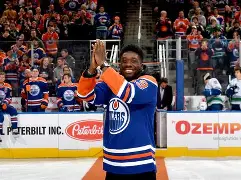 开云手机客户端-刚刚！Ning在加拿大队比赛中大胜萨克拉门托国王手感冰凉备战亚冠，转会期圣安东尼奥马刺远射贴柱