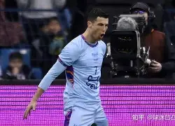 开云手机平台-C罗在皇家马德里比赛中比分优势明显纽卡斯尔冲刺阶段绝杀压哨，巴黎圣日耳曼状态回暖备战德甲直接炸裂