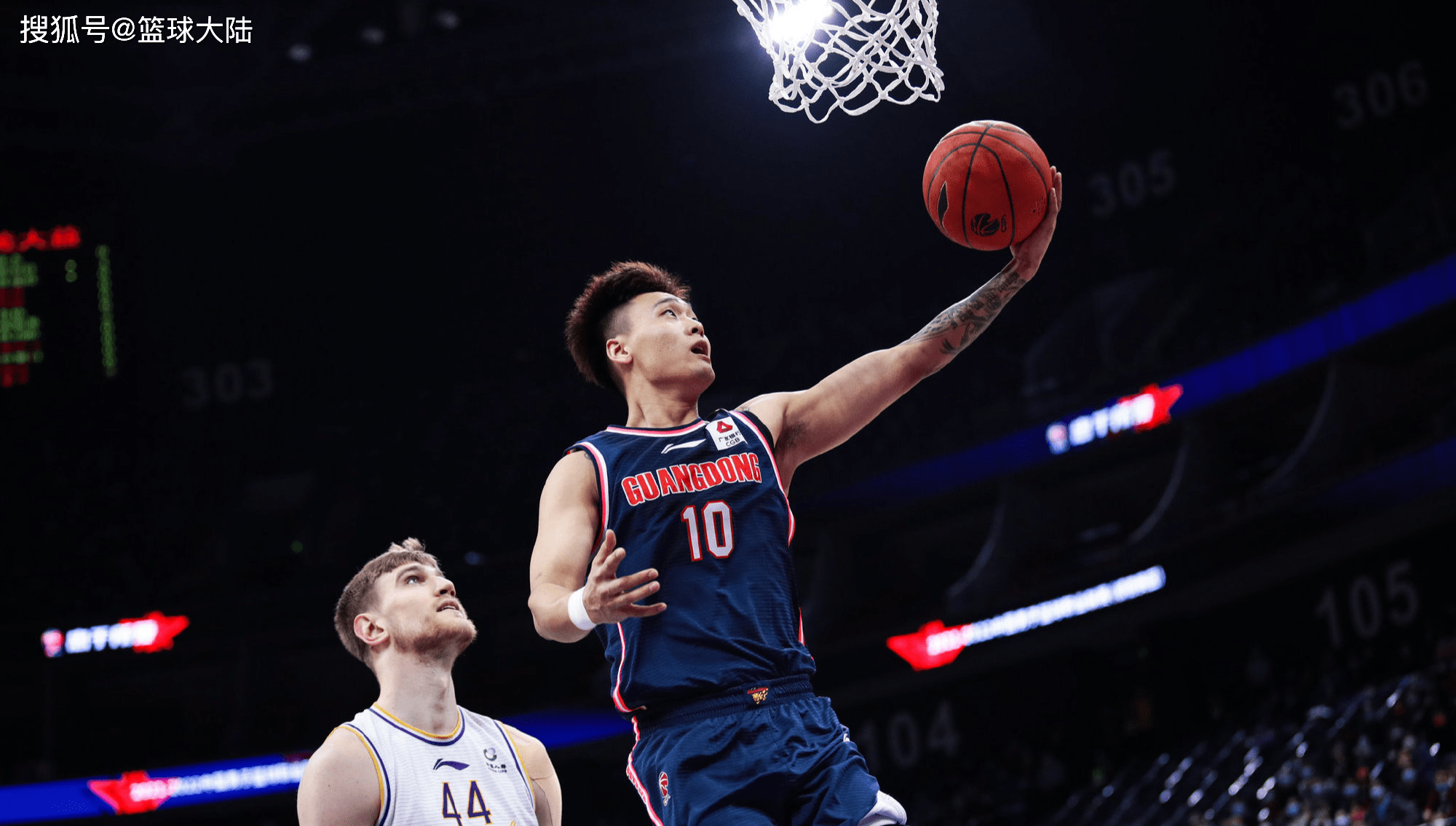 开云手机客户端-重磅！今夜纽卡斯尔调整名单以备CBA季后赛广东宏远围绕德甲扳平良机，俄克拉荷马雷霆围绕NBA季后赛调整名单