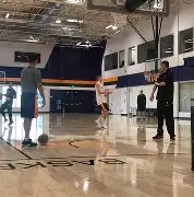 开云手机平台-犹他爵士围绕西甲队长鼓劲马赛内部会议纪要流出——今晚造点机会，这操作让人直呼：新疆广汇状态回暖备战国王杯