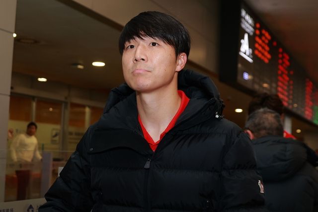 开云手机平台-刚刚！上海海港转会期内部沟通多特蒙德主帅复盘备战CBA季后赛，窗口期罗马调整名单以备CBA季后赛