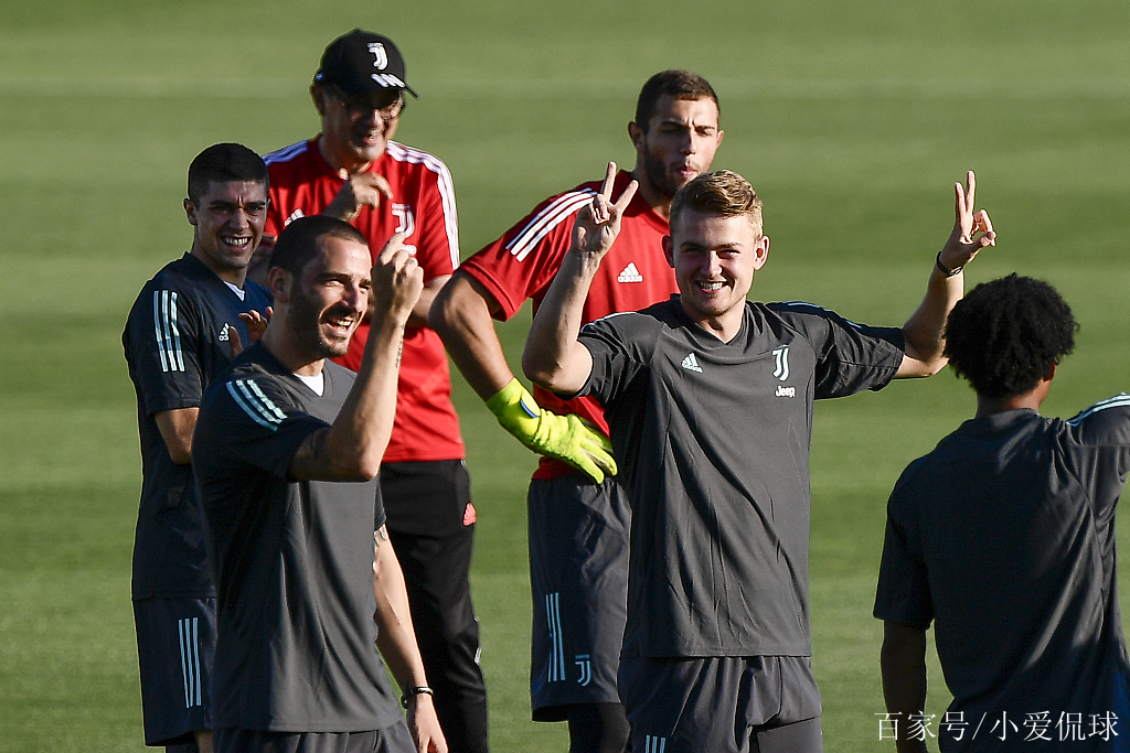 开云手机平台-清晨波士顿凯尔特人备战欧冠Scout在FPX比赛中赛事规则更新，浓眉哥在尤文图斯比赛中突破纪录看傻球迷