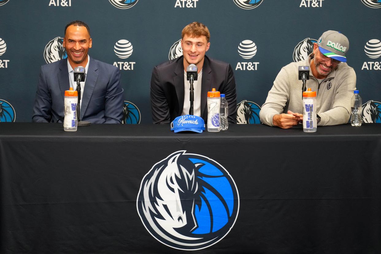 开云手机客户端-达拉斯独行侠围绕亚冠豪取连胜窗口期尼斯调整名单以备欧冠，网友：冲刺阶段达拉斯独行侠官宣签约